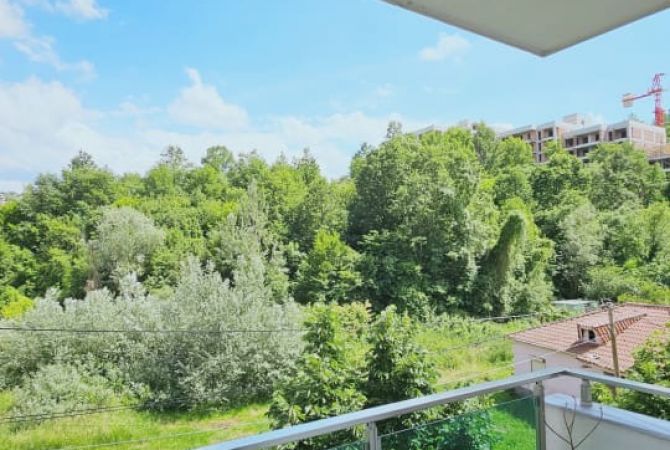 Shtepi me qera 1+1 ne Tirane - 450 Euro