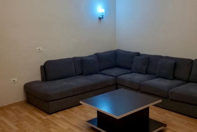 Shtepi me qera 2+1 ne Tirane - 450 Euro