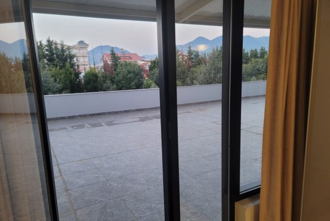 Shtepi me qera 2+1 ne Tirane - 450 Euro