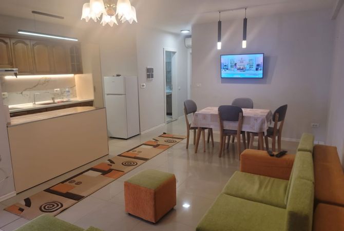 Shtepi me qera Apartament ne Tirane, 2+1, Mobilimi E mobiluar, Pagesa 450  Euro.