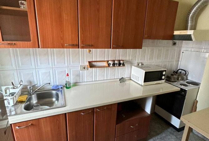 Shtepi me qera 1+1 ne Tirane - 400 Euro
