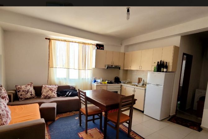 Shtepi me qera 1+1 ne Tirane - 280 Euro