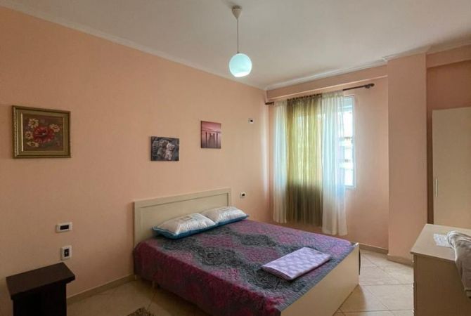 Shtepi me qera Apartament ne Tirane, 1+1, Mobilimi E mobiluar, Pagesa 450  Euro.