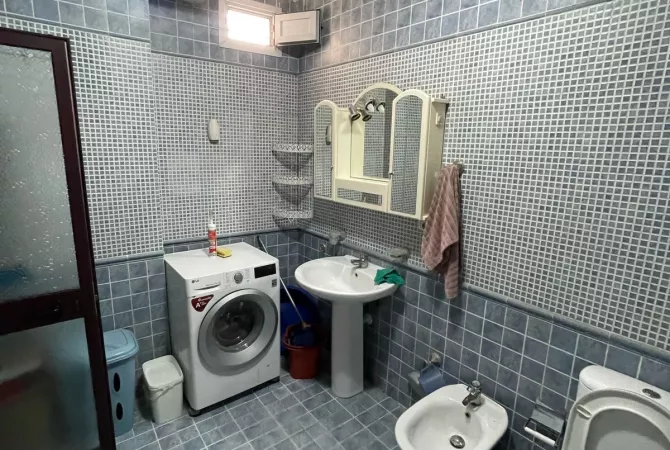 Shtepi me qera Apartament ne Tirane, 2+1, Mobilimi E mobiluar, Pagesa 65,000  Leke.