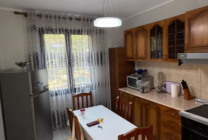 Shtepi me qera 2+1 ne Tirane - 500 Euro