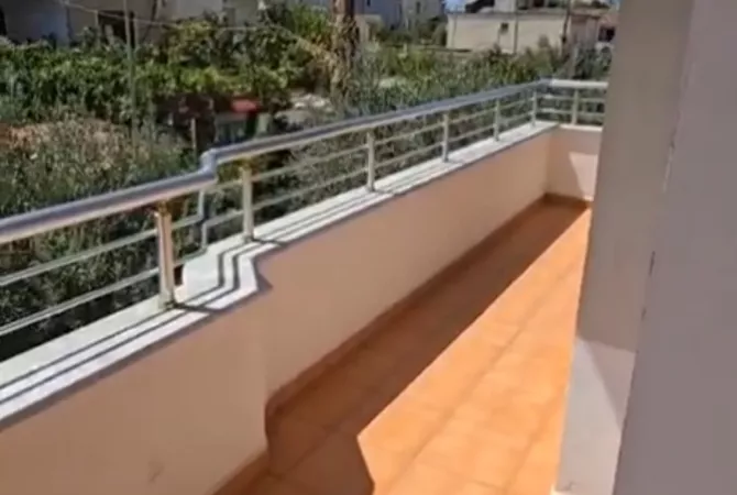 Shtepi me qera 2+1 ne Tirane - 40,000 Leke