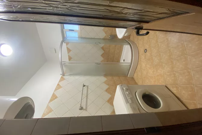 Shtepi me qera 2+1 ne Tirane - 45,000 Leke