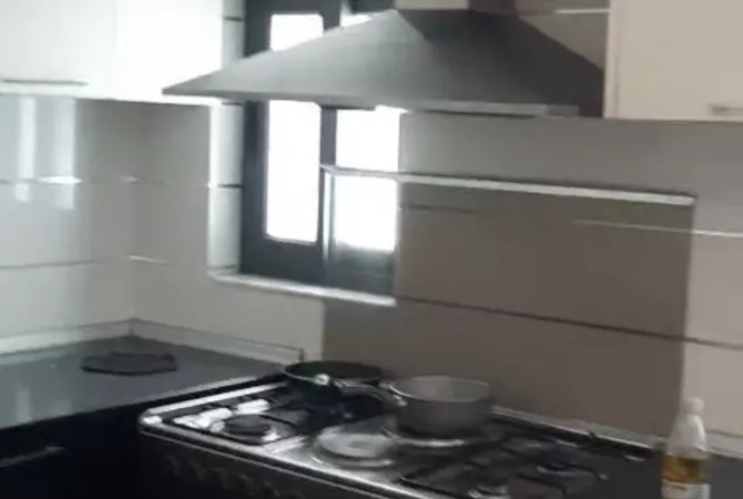 Shtepi me qera Apartament ne Tirane, 2+1, Mobilimi E mobiluar, Pagesa 40,000  Leke.