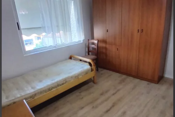 Shtepi me qera 1+1 ne Tirane - 45,000 Leke