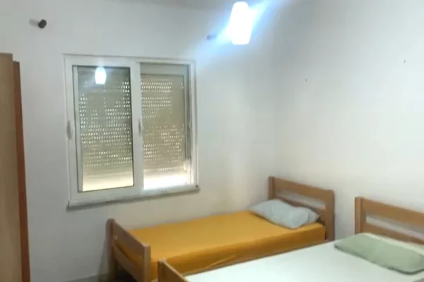 Shtepi me qera 2+1 ne Tirane - 45,000 Leke