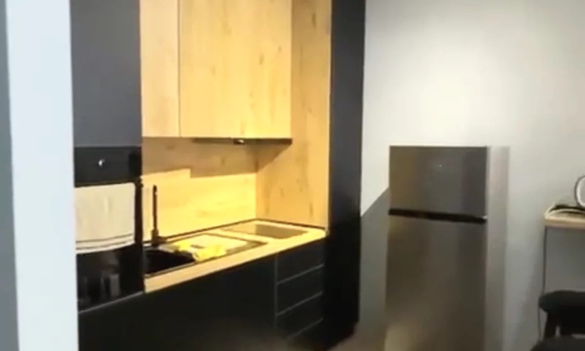 Shtepi me qera Apartament ne Tirane, 1+1, Mobilimi E mobiluar, Pagesa 550  Euro.