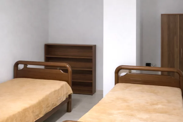 Shtepi me qera Apartament ne Tirane, 2+1, Mobilimi E mobiluar, Pagesa 45,000  Leke.