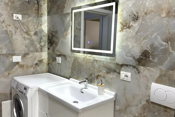 Shtepi me qera Apartament ne Tirane, 2+1, Mobilimi E mobiluar, Pagesa 70,000  Leke.