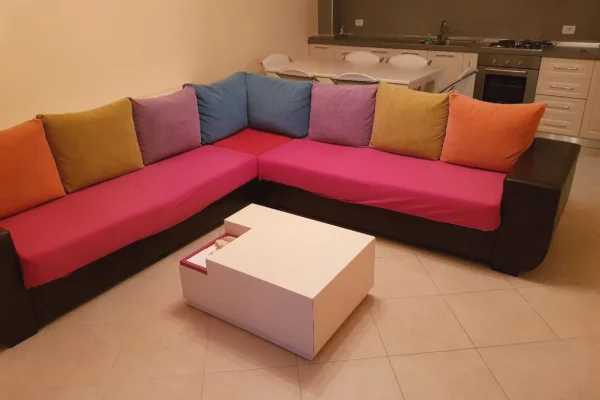 Shtepi me qera Apartament ne Tirane, 2+1, Mobilimi E mobiluar, Pagesa 680  Euro.