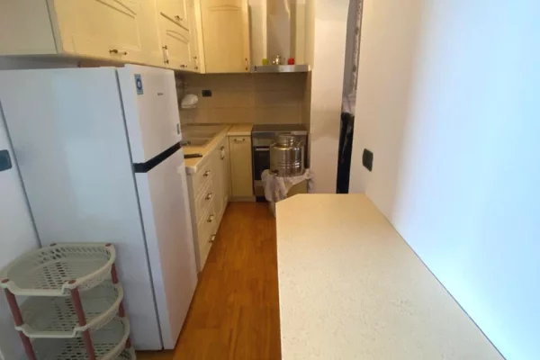 Penthouse (panoramic top floor) for rent in Tirana 1+1, Furnished