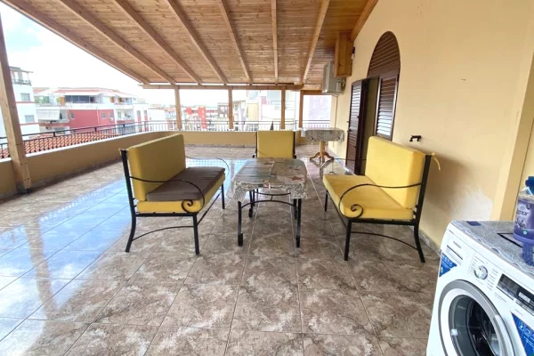 Penthouse (panoramic top floor) for rent in Tirana 1+1, Furnished