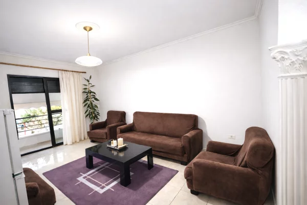 Appartamento in affitto a Tirana 1+1, Arredato