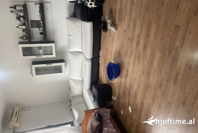 Shtepi me qera 1+1 ne Tirane - 35,000 Leke
