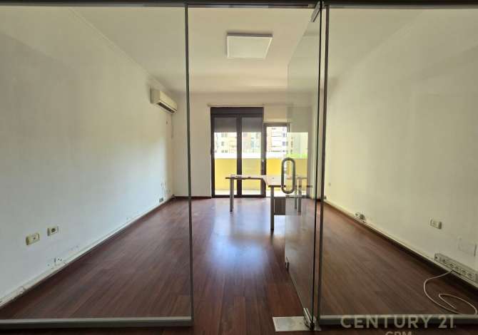 Ambient biznesi me qera 3+1 ne Tirane - 700 Euro