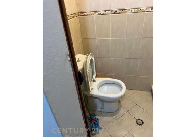 Ambient biznesi me qera 3+1 ne Tirane - 500 Euro