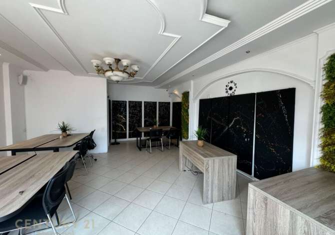 Ambient biznesi me qera 3+1 ne Tirane - 1,000 Euro