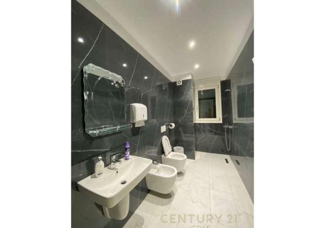 Jepen Zyra Moderne me Qira ne Rrugen e Kosovareve