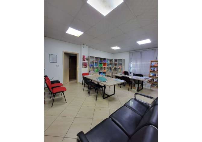 Ambient zyre me qira ne Bllok