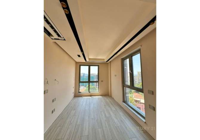 Ambient biznesi me qera 3+1 ne Tirane - 1,700 Euro
