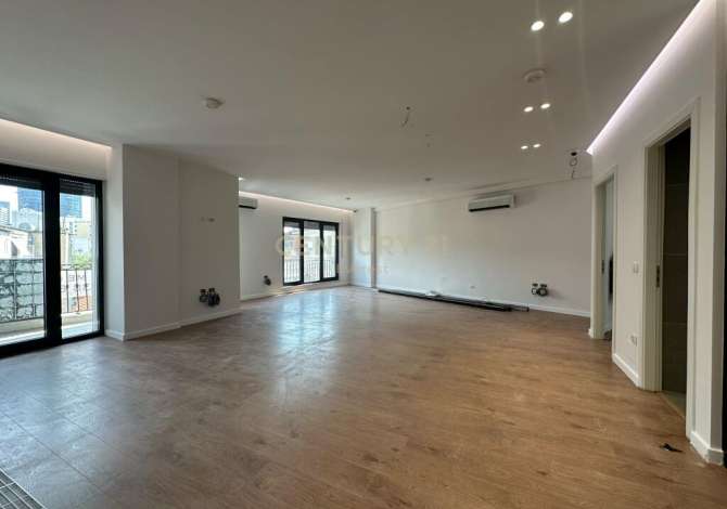 Ambient biznesi me qera 3+1 ne Tirane - 2,000 Euro
