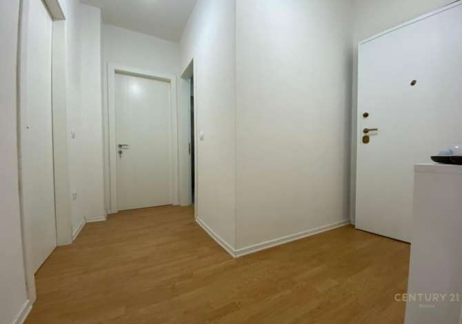 Ambient biznesi me qera 3+1 ne Tirane - 700 Euro