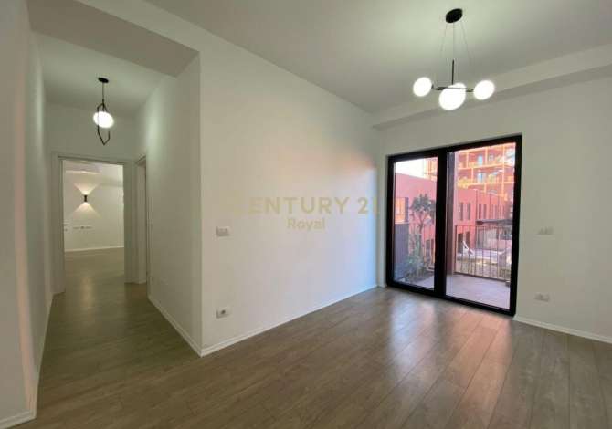 Ambient biznesi me qera 3+1 ne Tirane - 900 Euro