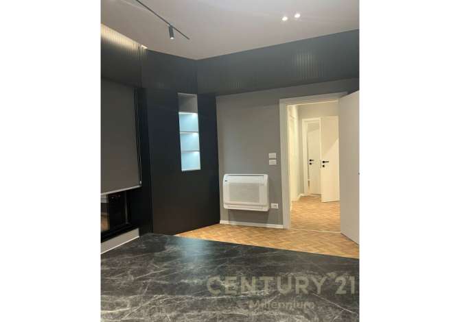Ambient biznesi me qera 3+1 ne Tirane - 1,500 Euro