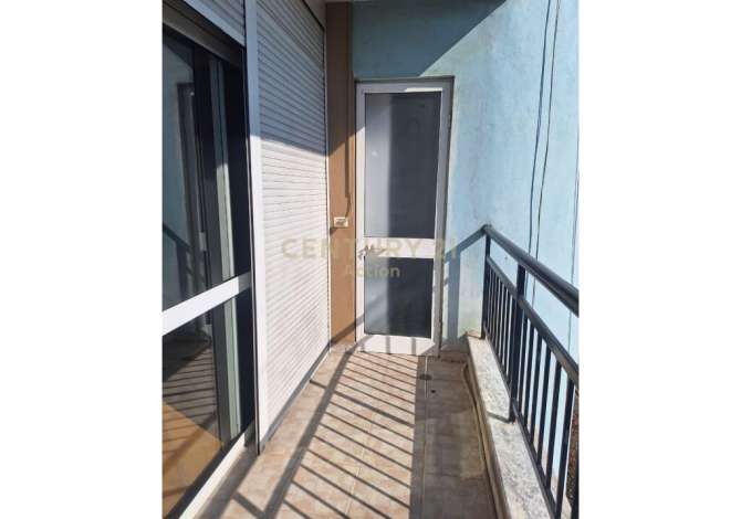 Ambient biznesi me qera 3+1 ne Tirane - 1,000 Euro