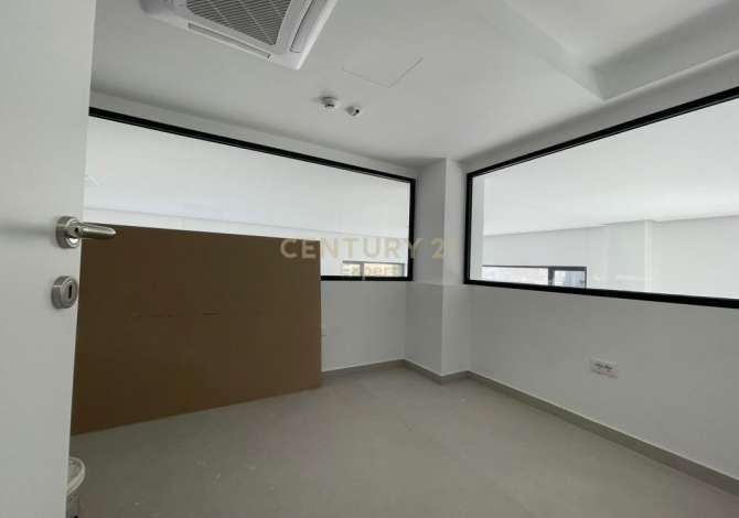 Ambient biznesi me qera 1+1 ne Tirane - 3,600 Euro