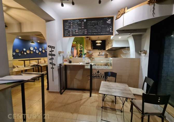 Ambient biznesi me qera 2+1 ne Tirane - 1,000 Euro