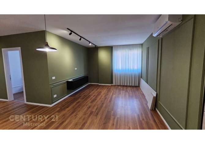 Shtepi me qera 2+1 ne Tirane - 780 Euro
