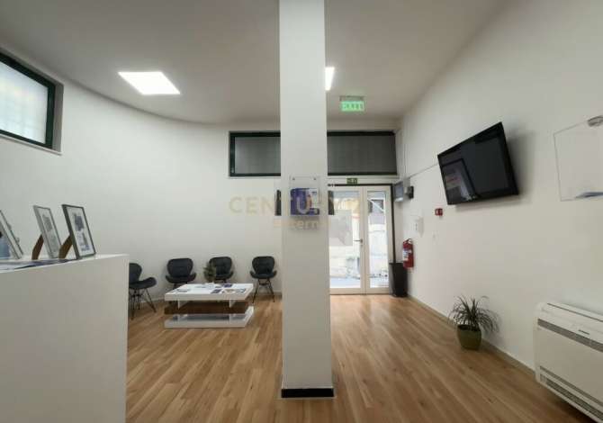 Ambient biznesi me qera 3+1 ne Tirane - 2,000 Euro