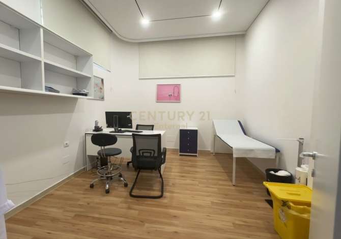 Ambjent biznesi per qira ne Bllok