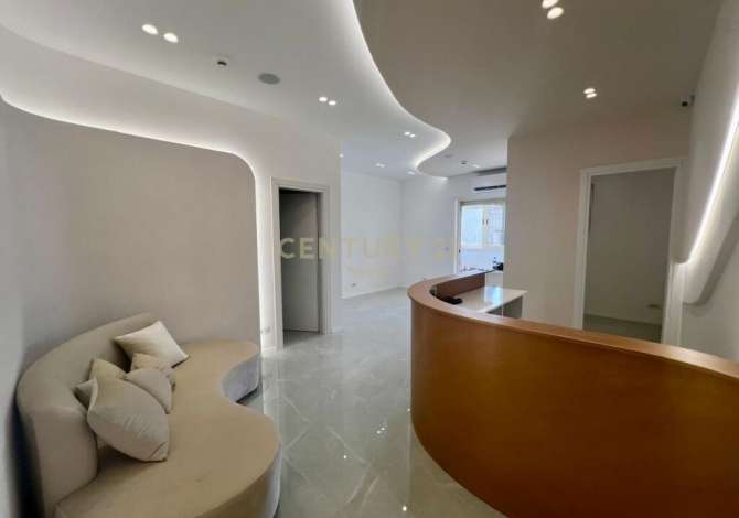 Ambient biznesi me qera 3+1 ne Tirane - 2,000 Euro