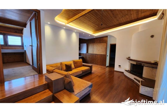 Shtepi me qera 2+1 ne Tirane - 700 Euro