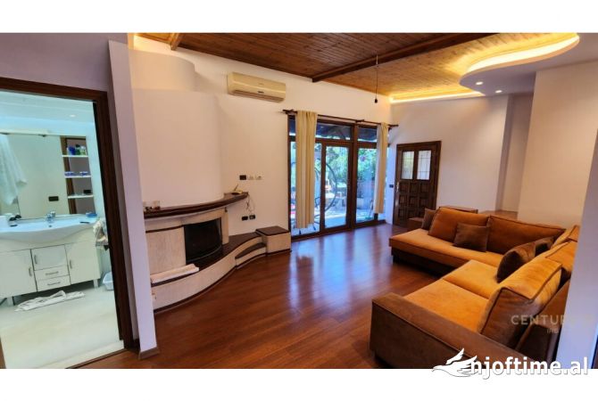 Shtepi me qera 2+1 ne Tirane - 700 Euro