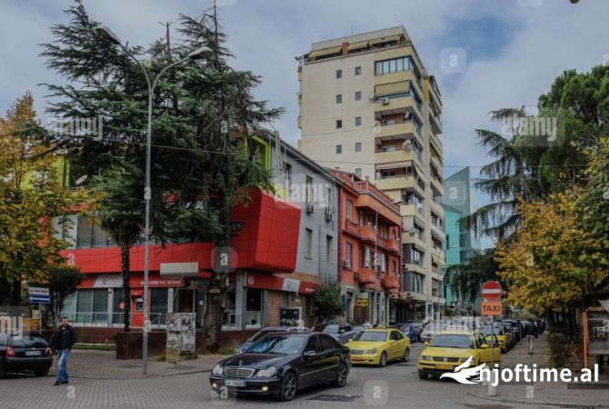 Ambient biznesi me qera 3+1 ne Tirane - 1,200 Euro