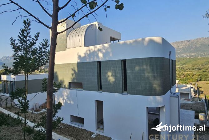Shtepi ne shitje 5+1 ne Tirane - 385,000 Euro
