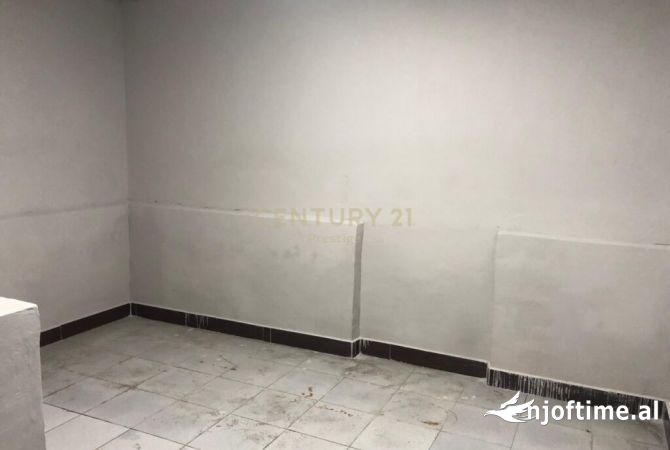 Business Property in Sale 1+1 in Tirana - 91,000 Euro