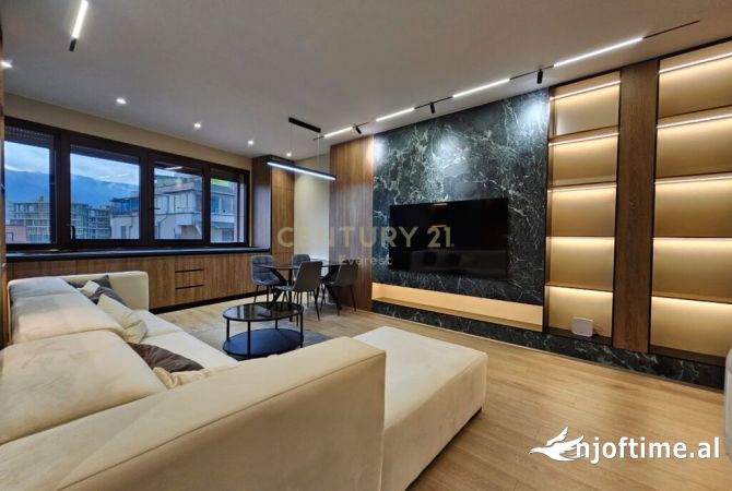 Shtepi me qera 2+1 ne Tirane - 1,600 Euro