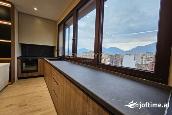 Shtepi me qera 2+1 ne Tirane - 1,600 Euro