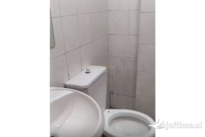 Ish Parku jepet me qera dyqan ne rruge kryesore 