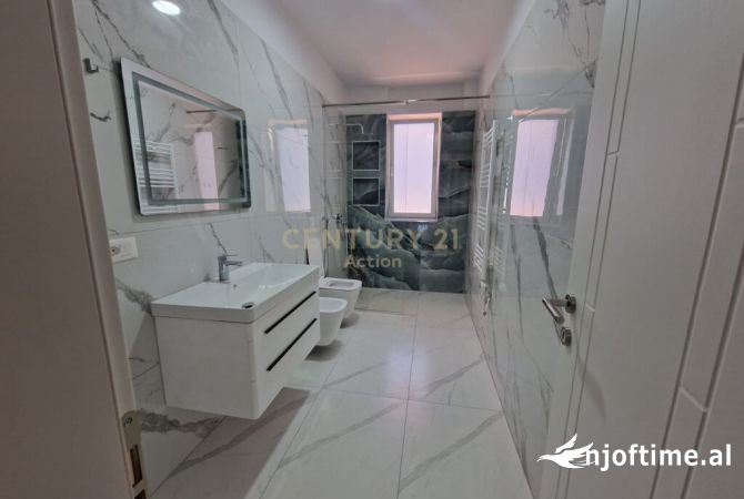 Jepet me qera apartament per zyre ose banim 2+1