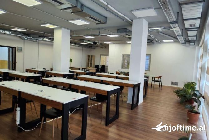 Ambient biznesi me qera 3+1 ne Tirane - 3,000 Euro