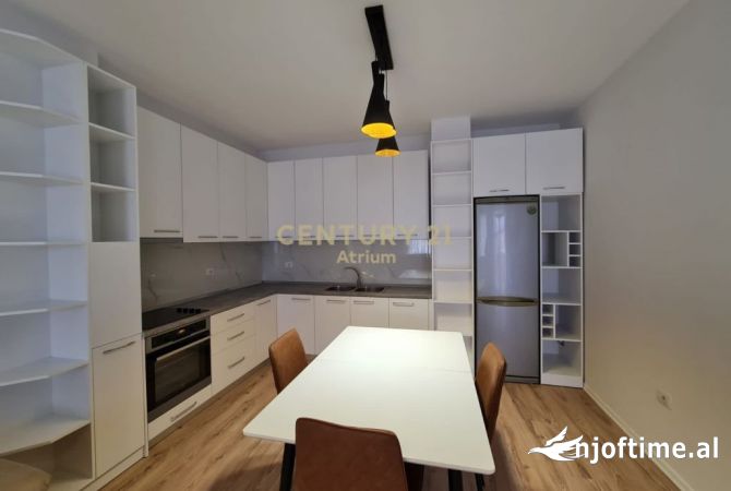 Shtepi me qera 2+1 ne Tirane - 750 Euro